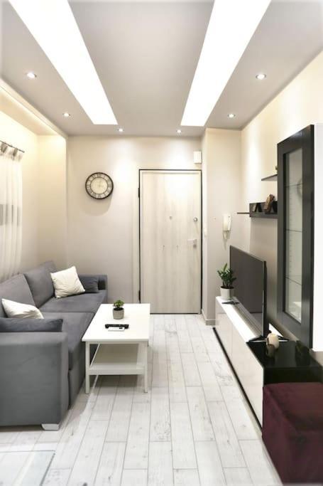 Apartment Luxury In Athens!